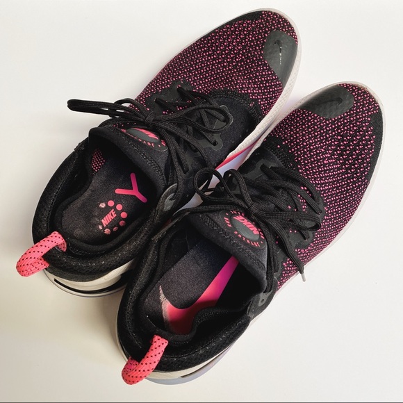 SOLD Men’s Nike Joyride Run Flyknit - Picture 4 of 14